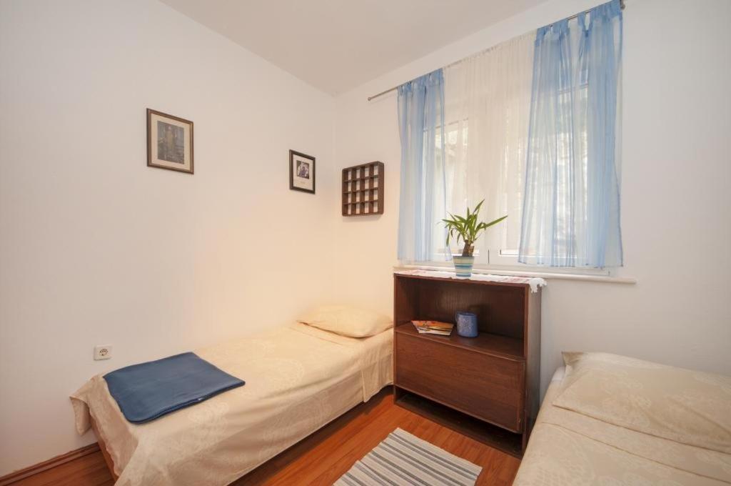 Apartments Kalajzic Pucisca Eksteriør bilde