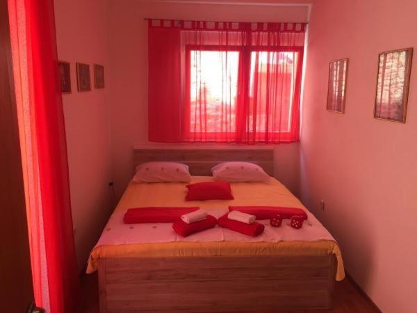 Apartments Kalajzic Pucisca Rom bilde