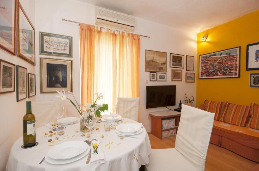 Apartments Kalajzic Pucisca Rom bilde